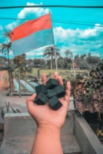 JOHNS Cubes Naturkohle 27mm 1kg (64 Stück) Shisha Kohle – Bild 5